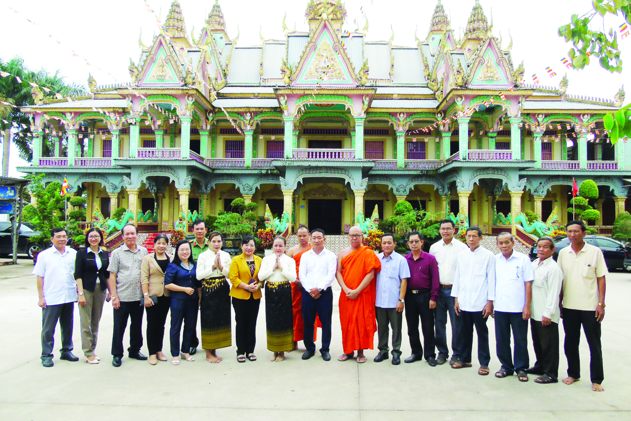 វប្បធម៌ជនរួមជាតិខ្មែរទាក់ទាញភ្ញៀវទេសចរ