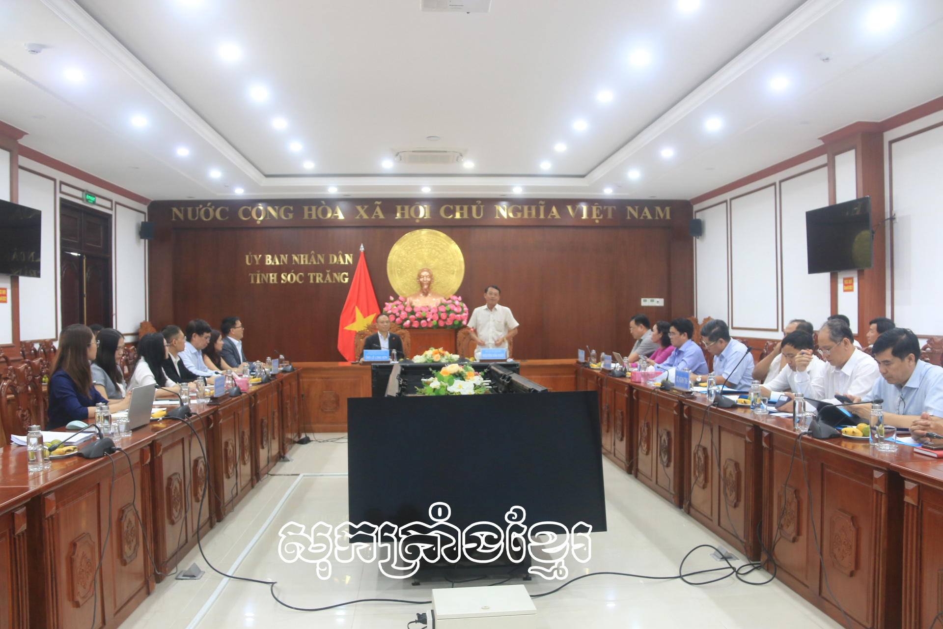 ជុំរុញការបង្កើតសាលាមធ្យមសិក្សាជំនាញជប៉ុននៅខេត្តសុកត្រាំង