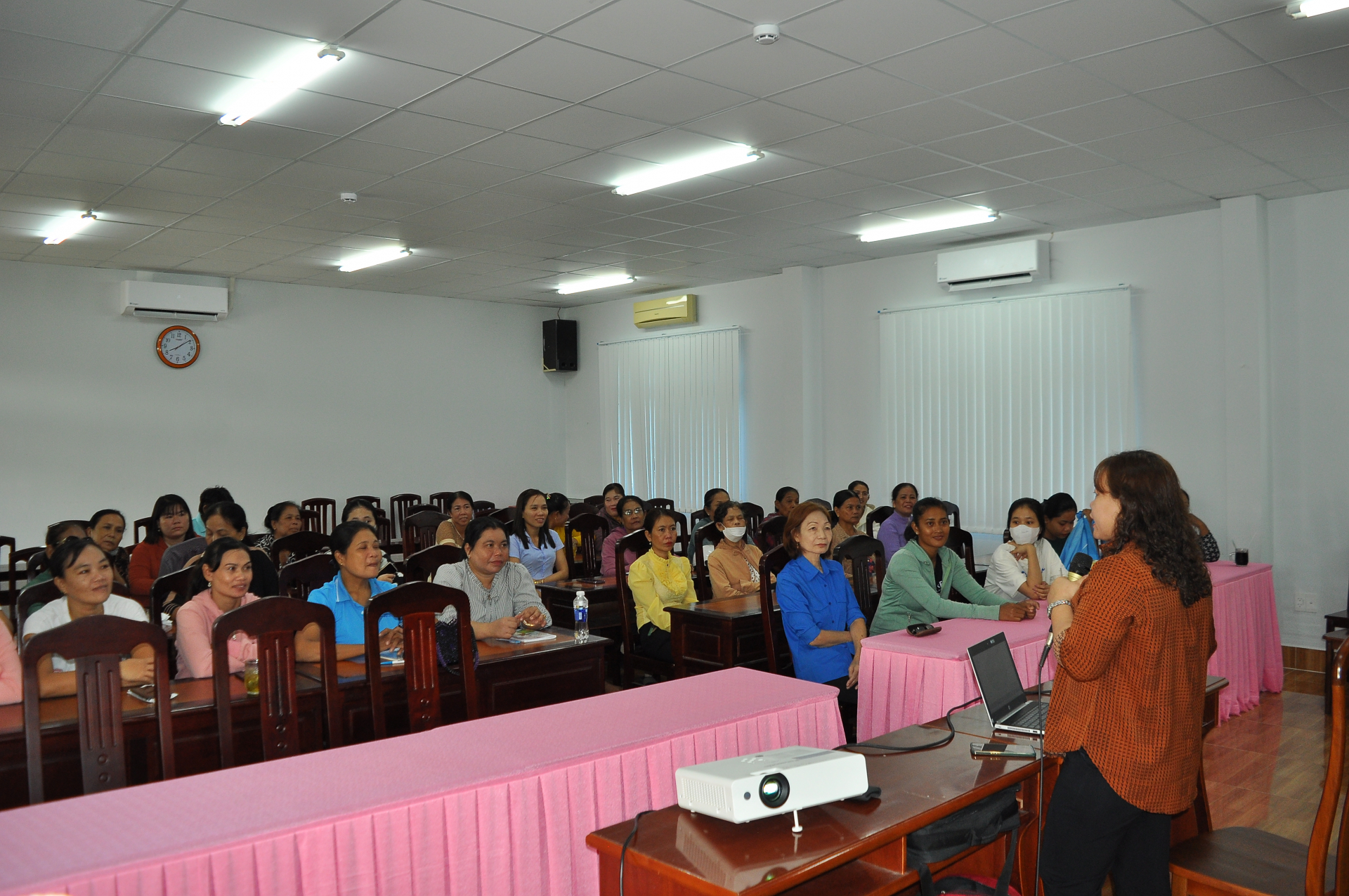 ជំរុញបង្វែរឌីជីថលក្នុងការងារសមាគម