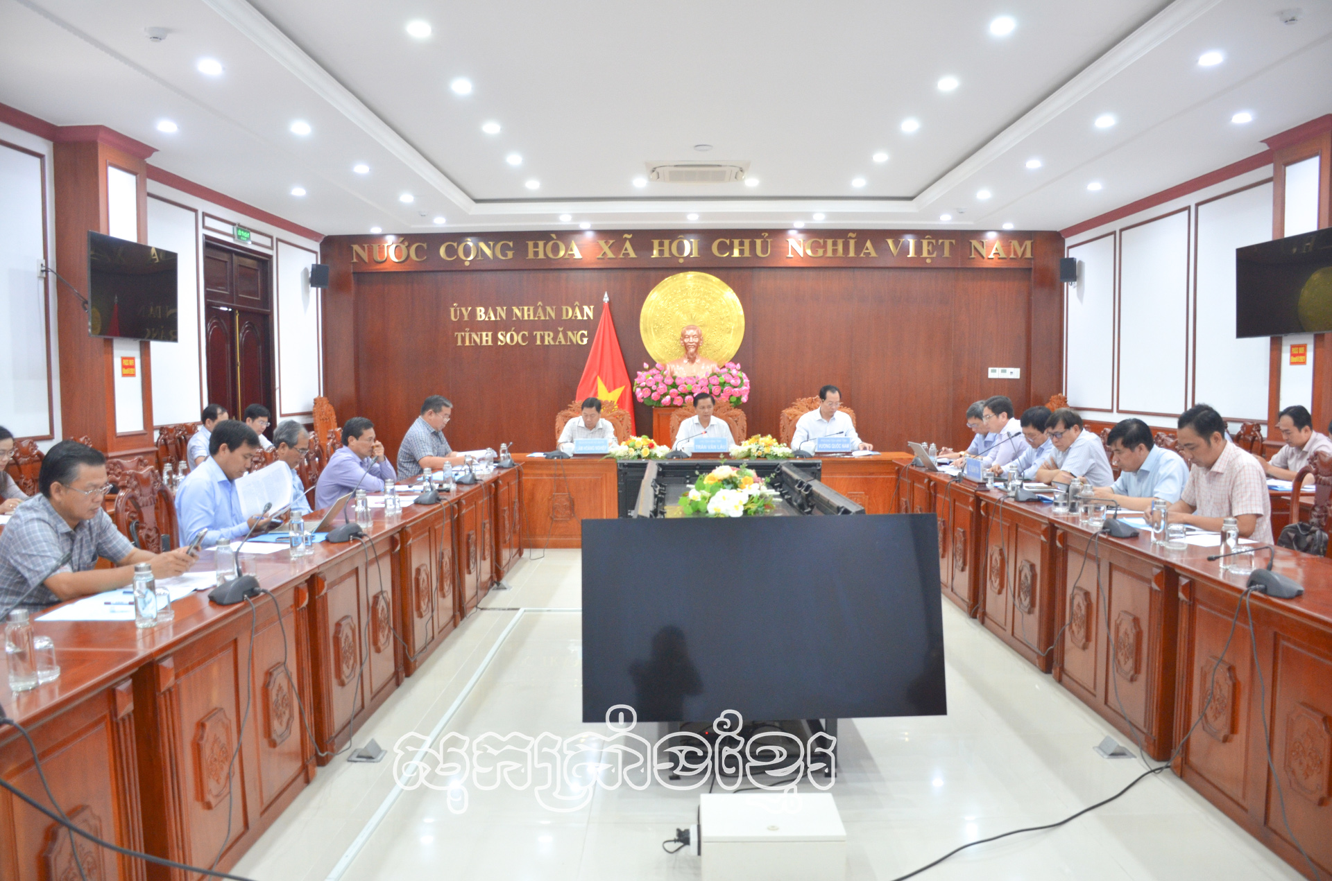 ស្វែងរកដំណោះស្រាយ ដើម្បីជម្នះការលំបាកនៅមណ្ឌល បណ្តុំឧស្សាហកម្ម