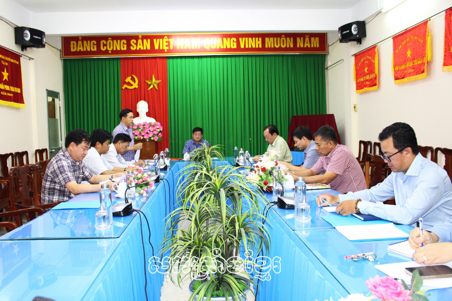 គប្បីចាត់តាំងយ៉ាងម៉ត់ចត់ពិធីជំនួបមុខខួបអនុស្សាវរីយ៍១០០ឆ្នាំនៃទិវាសារព័ត៌មានបដិវត្តន៍វៀតណាម