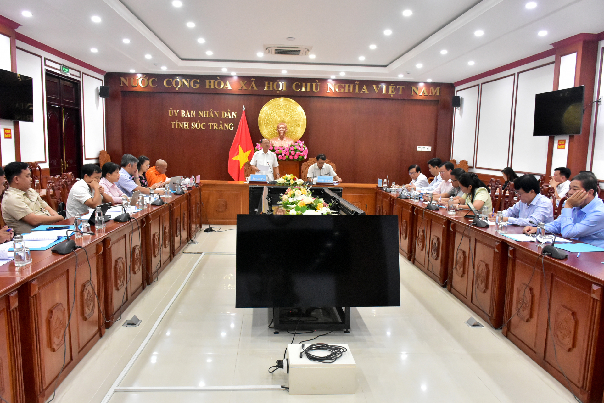 ពិនិត្យការងារ ភារកិច្ចនីមួយៗបម្រើល្អក្នុងពិធីបុណ្យ អកអំបុកនិងសប្តាហ៍វប្បធម៌ កីឡានិងទេសរចណ៍