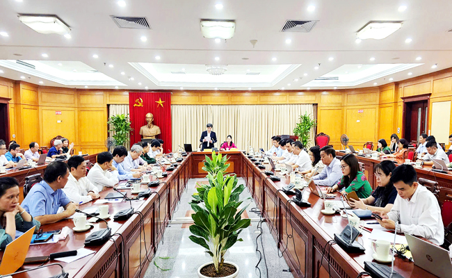 កសាងក្របខ័ណ្ឌកម្មវិធីវិទ្យាសាស្ត្រនិងបច្ចេកវិទ្យាថ្នាក់ជាតិ ស្តីពីជនជាតិភាគតិចនិងគោលនយោបាយជនជាតិនៅវៀតណាម ដល់ឆ្នាំ២០៣០