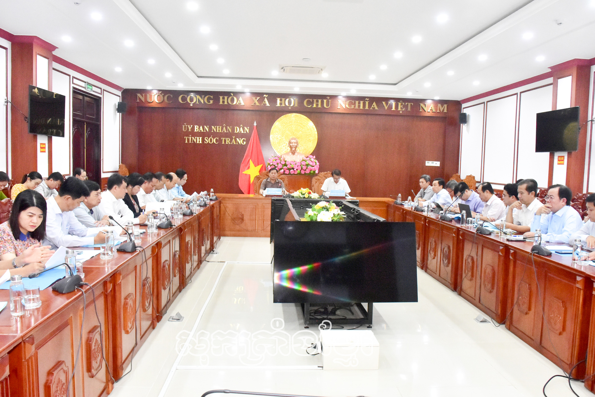 ផ្សព្វផ្សាយអនុវត្តល្អគោលការណ៏របស់គណៈកម្មាធិការបក្សខេត្តនិងសេចក្តីសម្រេចរបស់ក្រុមប្រឹក្សាប្រជាជនខេត្ត